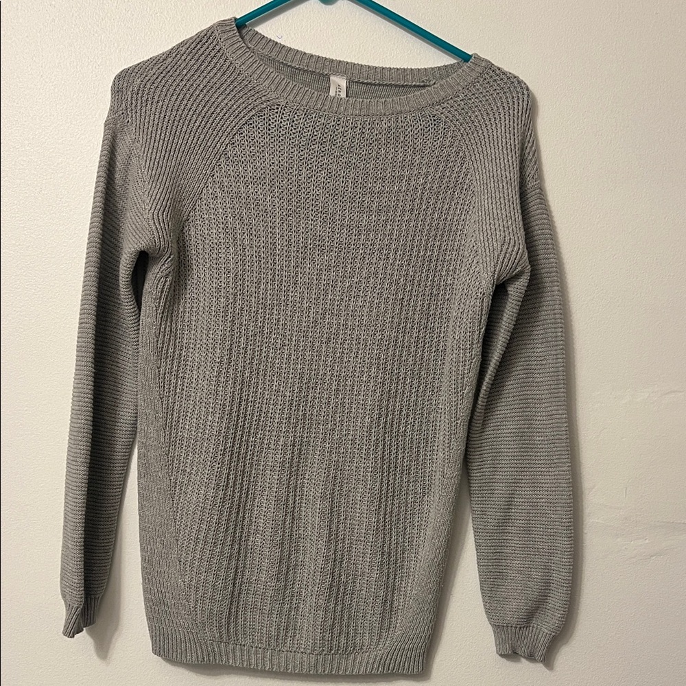 Aeropostale Light Gray Knit Pullover